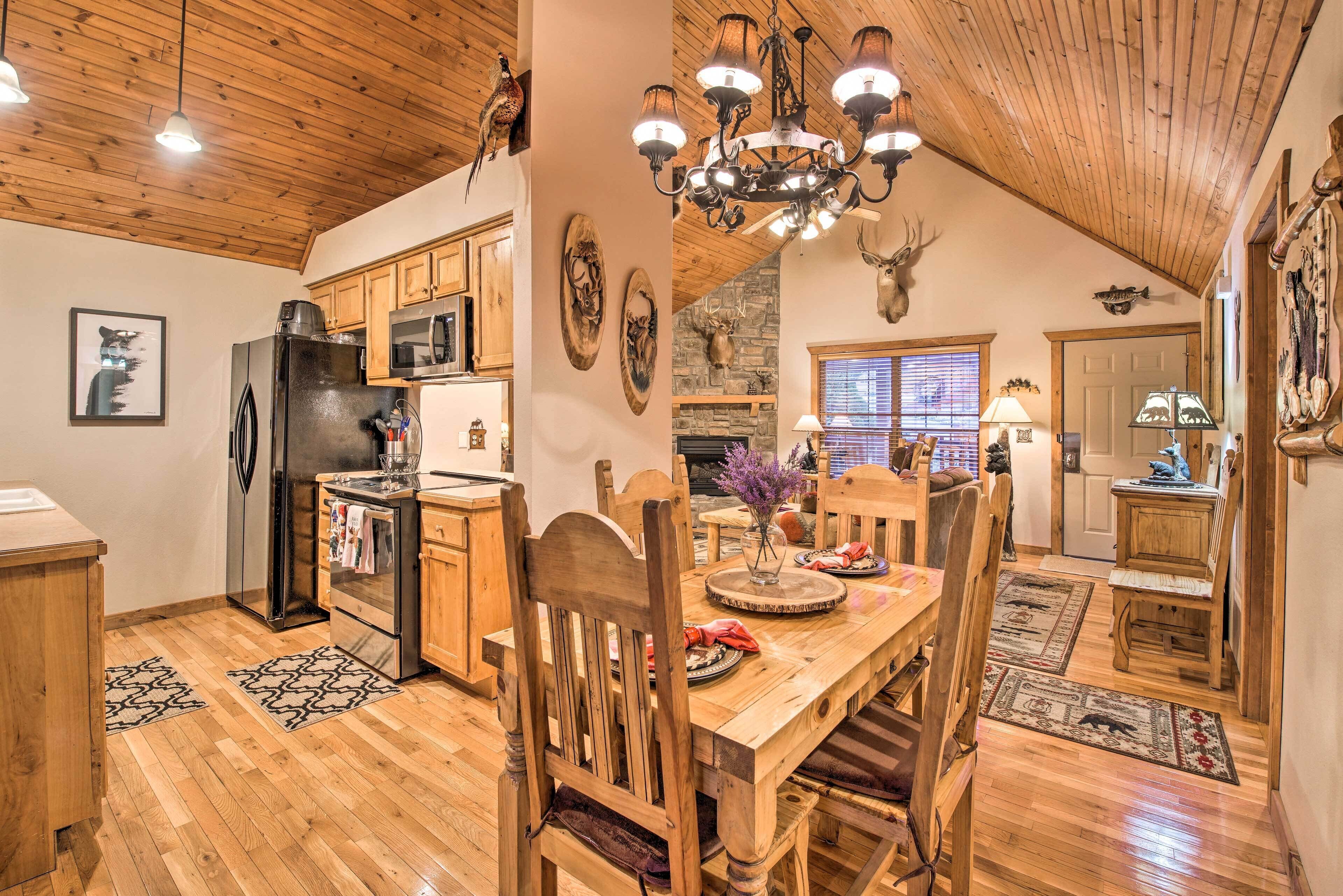 Branson West Gem < 3 Mi to Silver Dollar City!