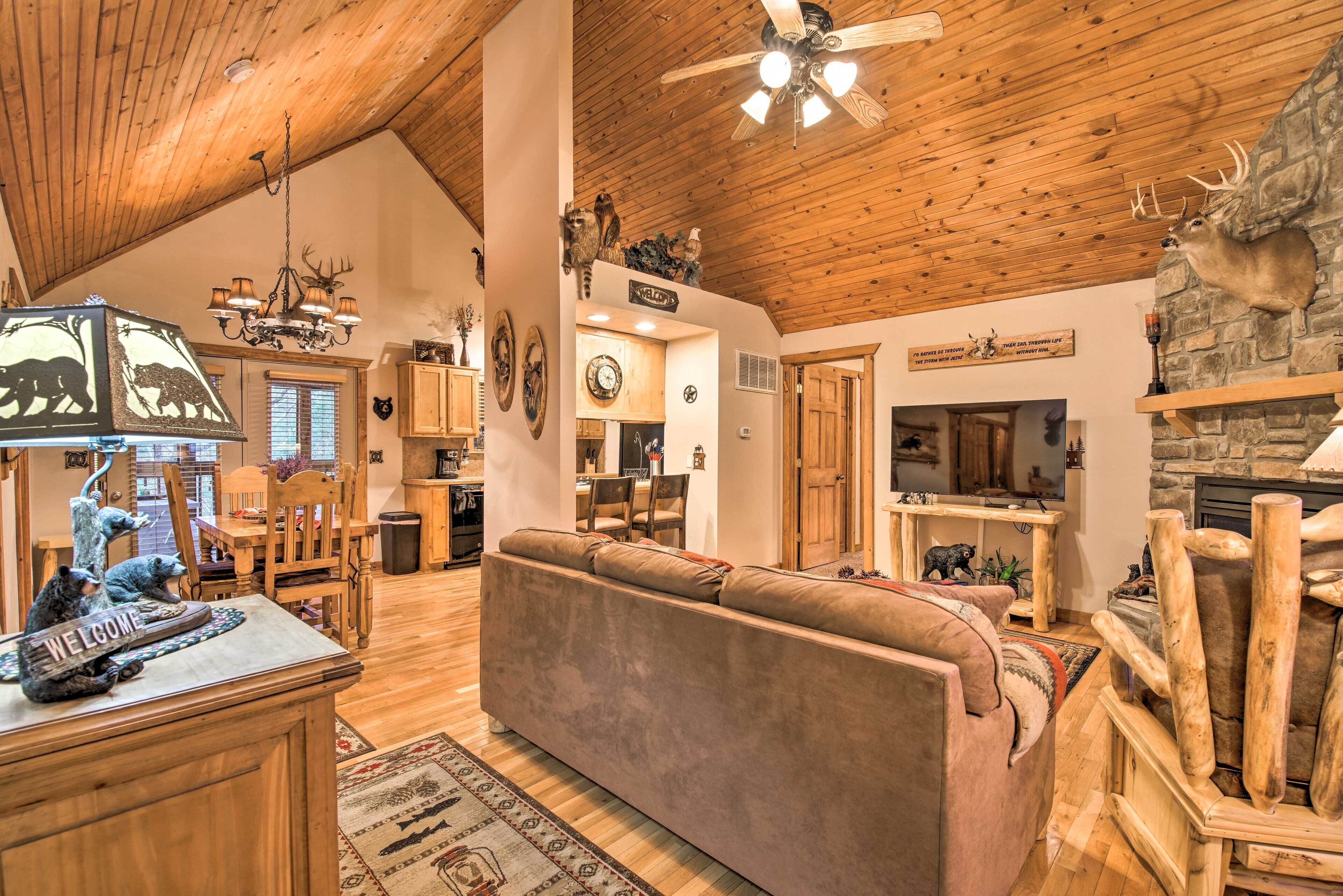 Branson West Gem < 3 Mi to Silver Dollar City!