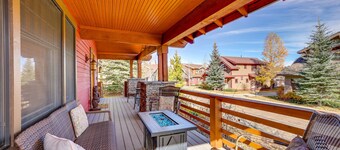 Quiet Fraser Family Escape: Hot Tub & Front Porch!