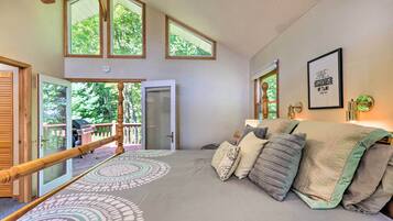 Apartment (0 Bedroom) | Interior