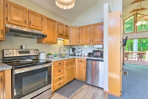 المنشأة من الداخل