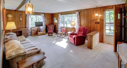 Riverfront Suring Home: ATV Trails, Sunroom!