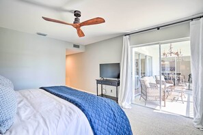 Apartment (3 Bedrooms) | Interior - Relaxing Condo w/ Screened-in Lanai, 4 Mi to Beach (Naples)