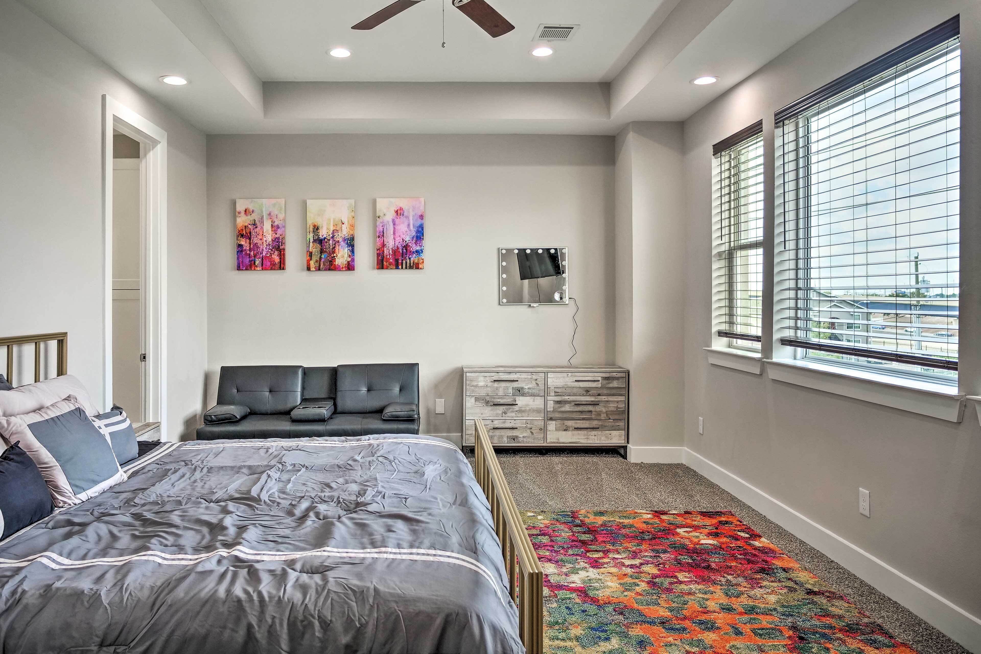 House (3 Bedrooms) | Interior