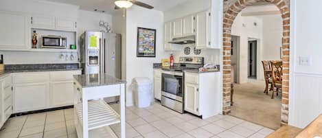 Rumah (4 Bedrooms) | Interior