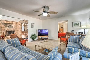 House (4 Bedrooms) | Interior