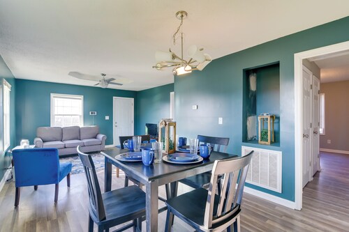 Walkable Hopkinsville Home w/ Yard!