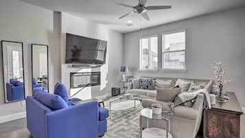 House (3 Bedrooms) | Front of property