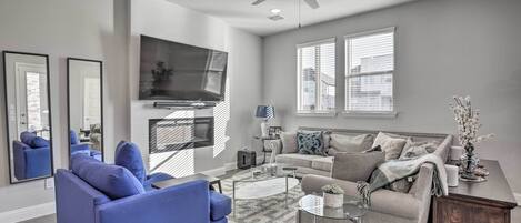 House (3 Bedrooms) | Front of property