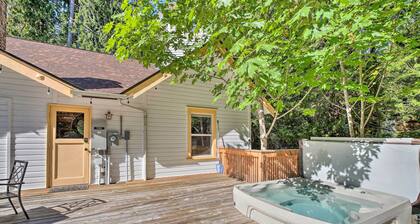 Cozy 'black Bear Retreat' by Mount Rainier!