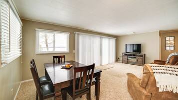 House (3 Bedrooms) | Front of property