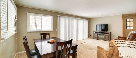 House (3 Bedrooms) | Front of property