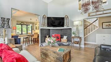 House (3 Bedrooms) | Interior