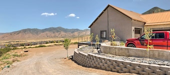 Newly Built Tooele Suite w/ Stunning Views!