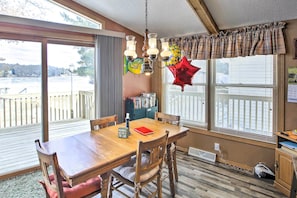Stuga (3 Bedrooms) | Interiör