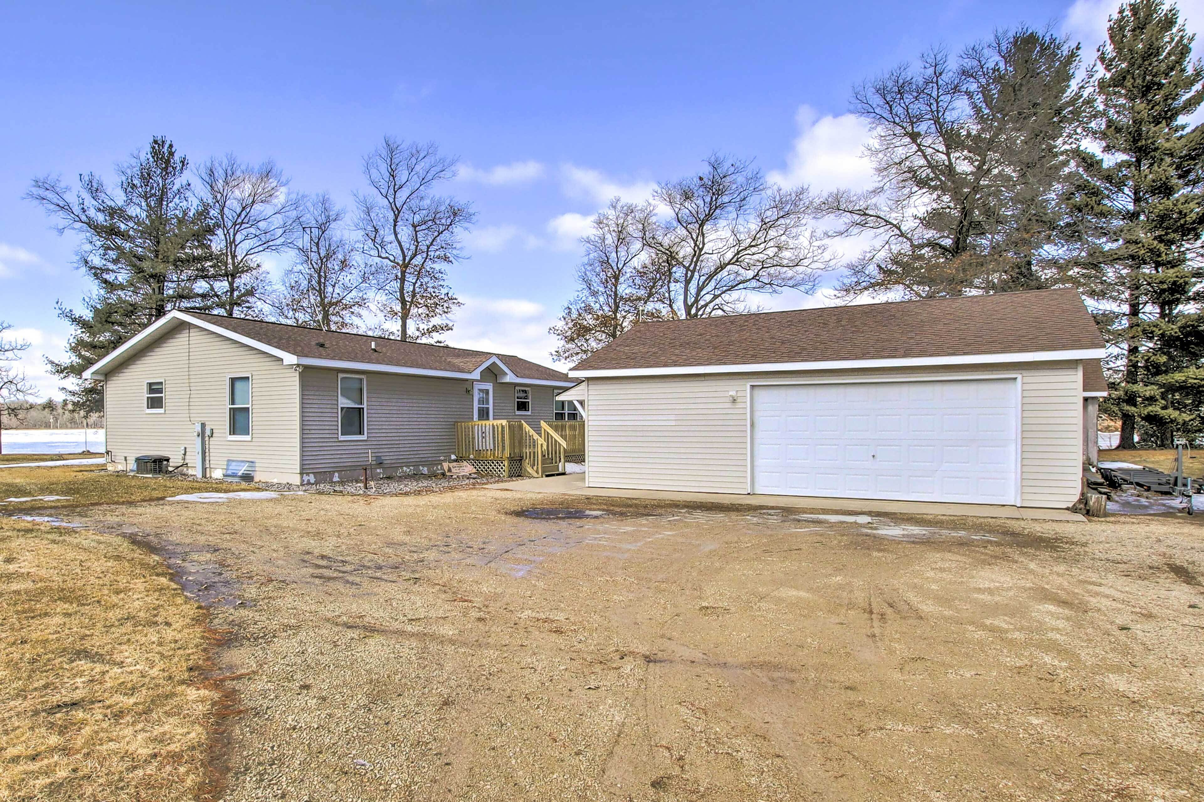 平房 (3 Bedrooms) | 住宿內部