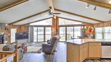 Cottage (3 Bedrooms) | Interior