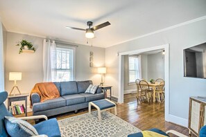 Living area - Historic Staunton Home ~ 1 Mi to Downtown! (Staunton)