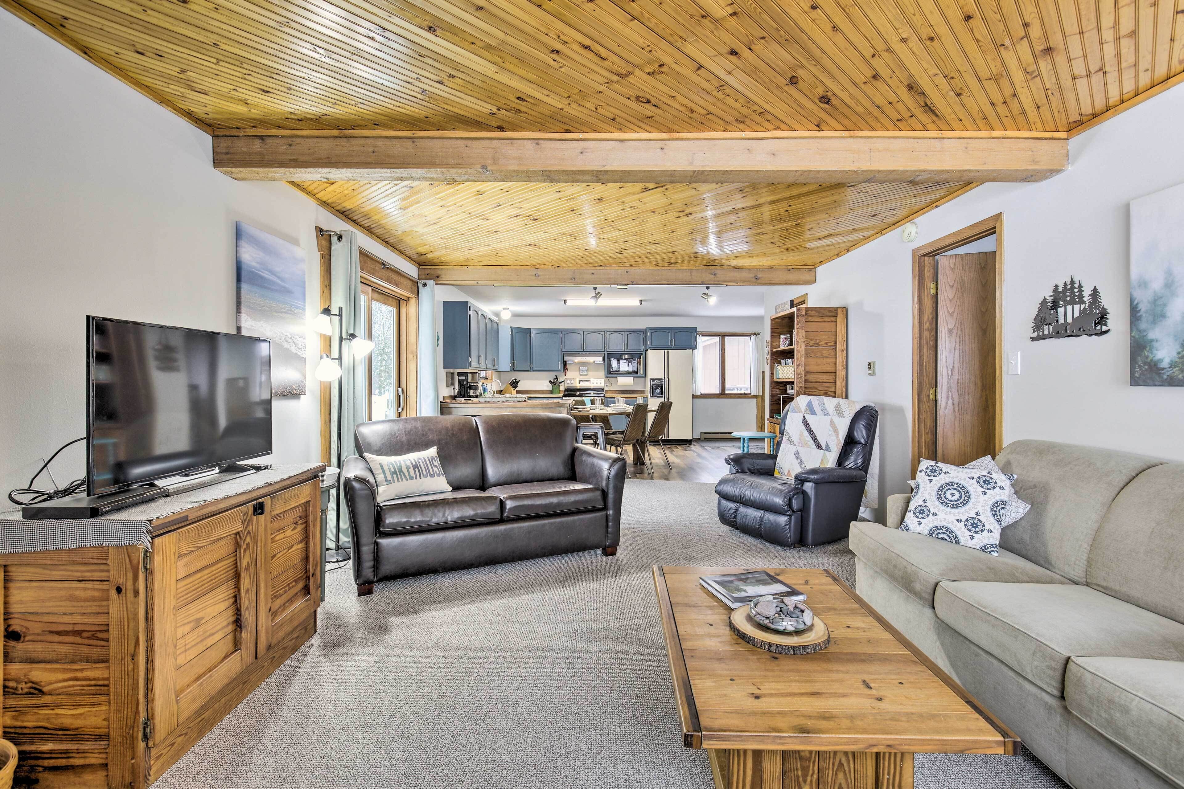 House (2 Bedrooms) | Interior