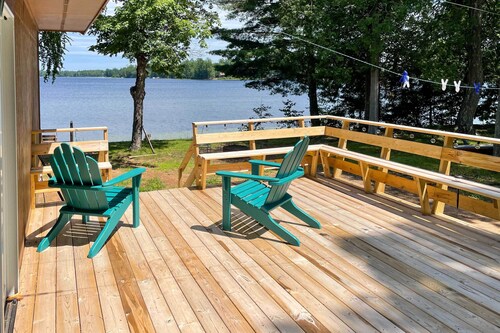 Lakefront Mercer Home: Private Dock & Kayaks!