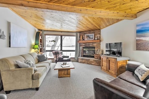 House (2 Bedrooms) | Front of property