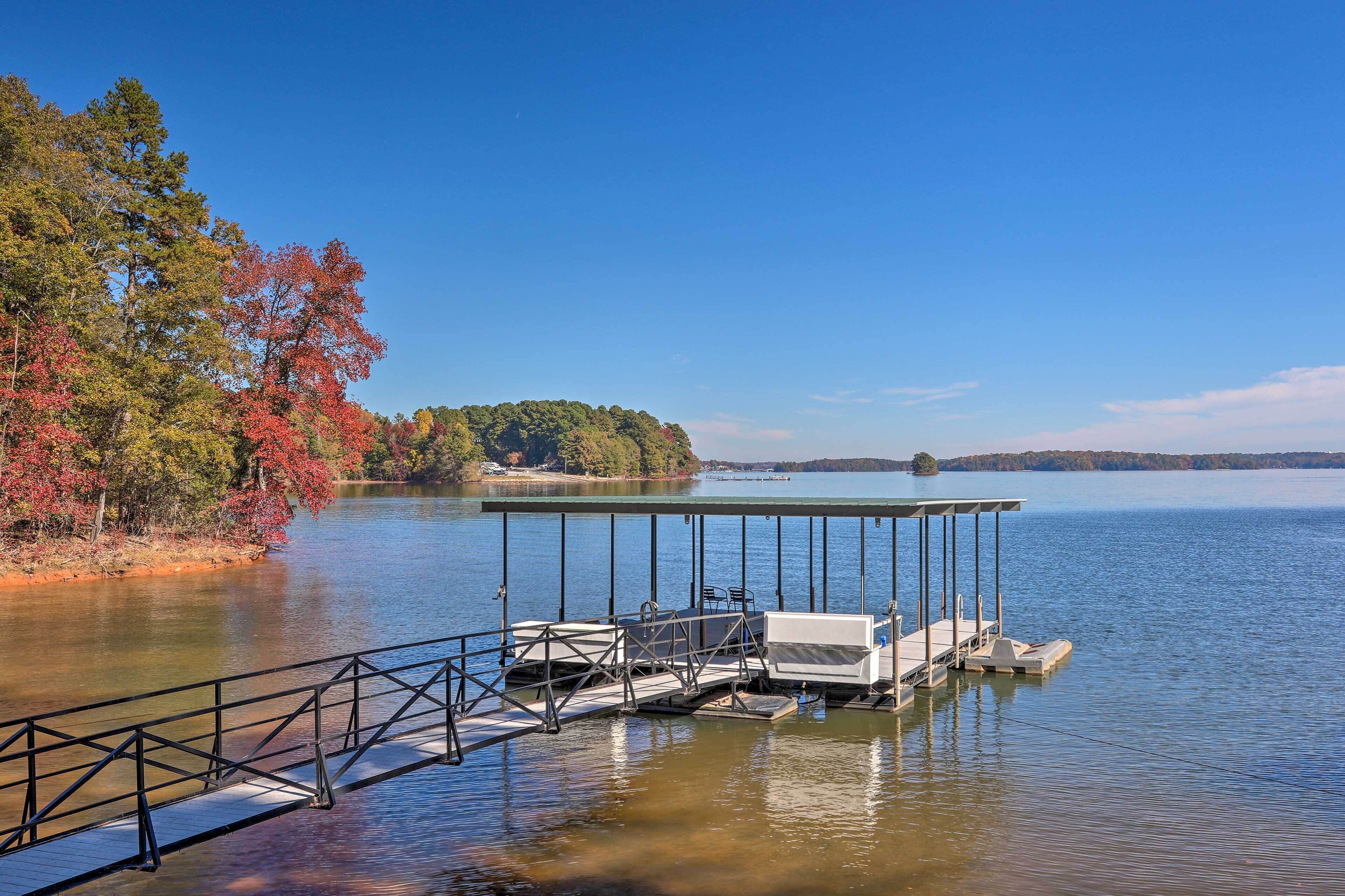 Lake Hartwell Hideaway w/ Fire Pit & Boat Dock!