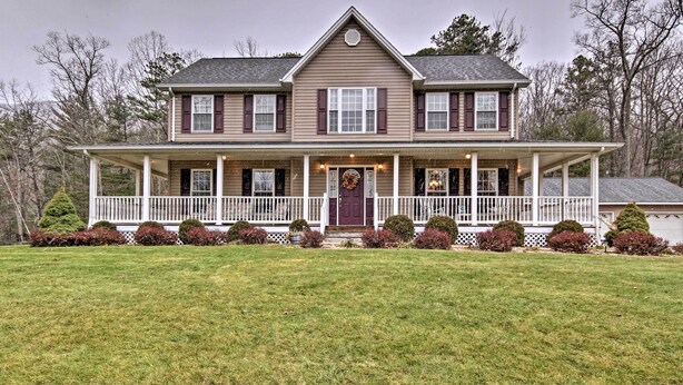 Exterior - Circleville Home w/ 5 Private Acres & Mtn Views! (Circleville)