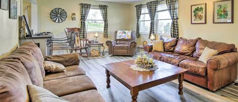House (3 Bedrooms) | Front of property