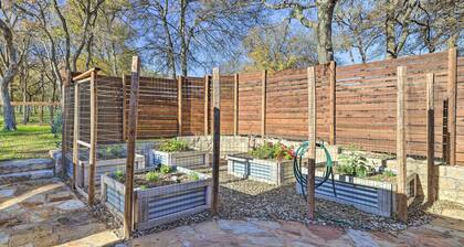 Gorgeous San Marco Home w/ Patio & Grill!
