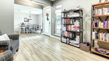 Rumah (4 Bedrooms) | Interior