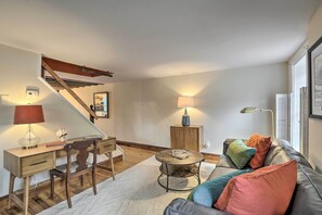 Cottage (2 Bedrooms) | Interior