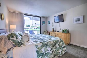 Apartment (2 Bedrooms) | Interior - Rancho Mirage Condo on Fairway w/ Resort Amenities (Rancho Mirage)