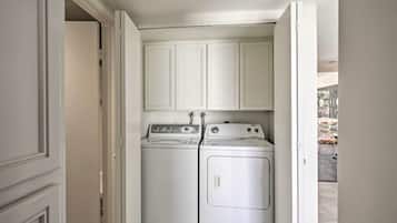 Apartemen (2 Bedrooms) | Interior