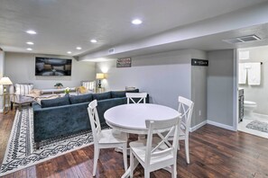 Cottage (4 Bedrooms) | Interior