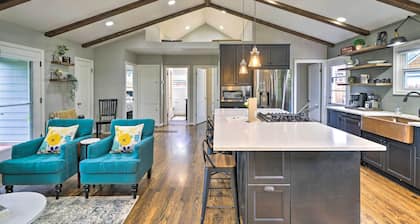 Chic Vancouver Cottage: 1 Mile to Main Street