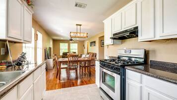 Rumah (3 Bedrooms) | Interior