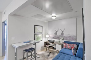 Interior - Chic Bozeman Apartment - 1 Block Off West Main St! (Bozeman)