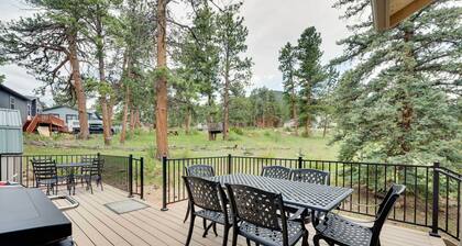 2 Mi to Downtown: Home w/ Hot Tub in Estes Park!