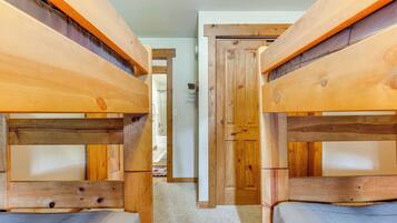 Rumah (4 Bedrooms) | Interior