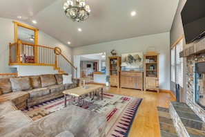 House (4 Bedrooms) | Front of property