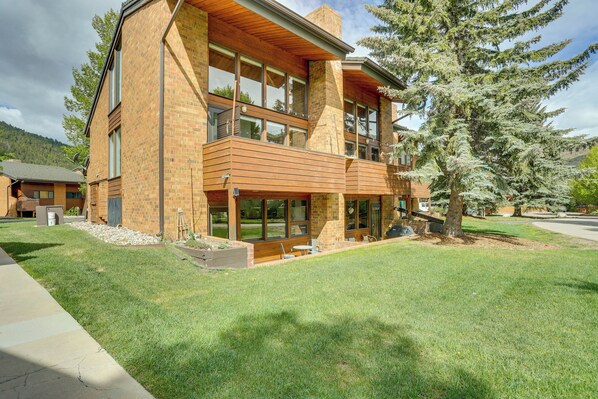 Apartment (1 Bedroom) | Interior - Eagle-vail Hideaway w/ Golf, Ski, and More! (Avon)