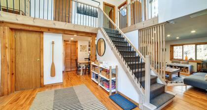 Hilltop Walton Getaway With Picturesque Views!