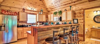 Quiet Mountain Fork River Cabin w/ Water-view Deck