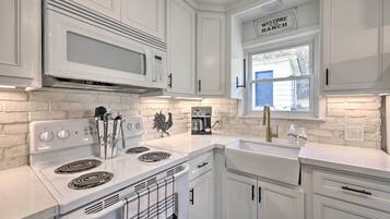 Cottage (2 Bedrooms) | Nội thất