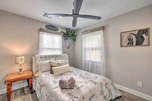 Cottage (2 Bedrooms) | Interior