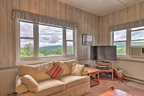 Apartment w/ Shared Deck & View of Cowanesque Lake