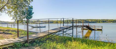 House (2 Bedrooms) | Front of property