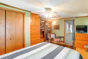 House (2 Bedrooms) | Interior - Lakefront New Concord Paradise w/ Screened Porch! (New Concord)