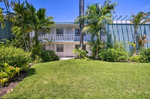 Apartment (2 Bedrooms) | Interior - Luxe Naples Escape: Walk to Beach & Downtown! (Naples)