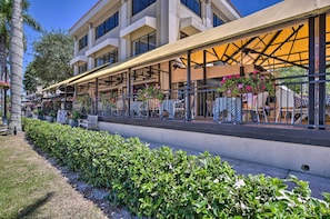 Apartment (2 Bedrooms) | Interior - Luxe Naples Escape: Walk to Beach & Downtown! (Naples)